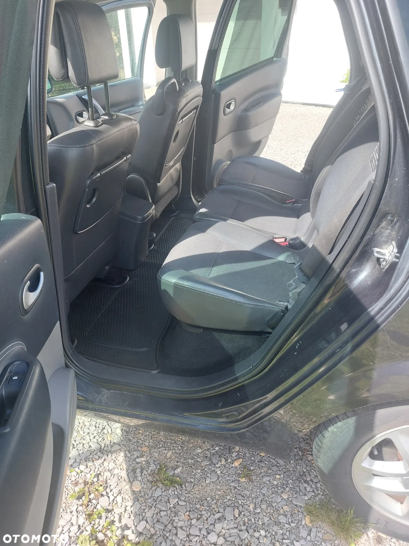 Renault Scenic 1.6 16V Emotion - 6