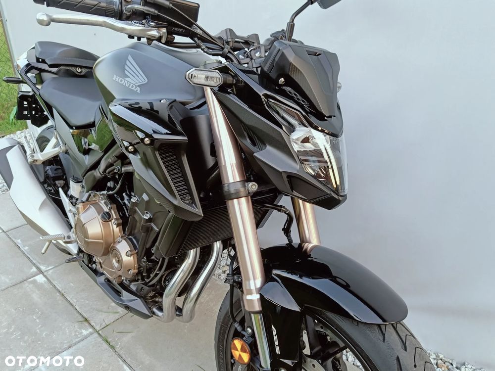 Honda CB - 9