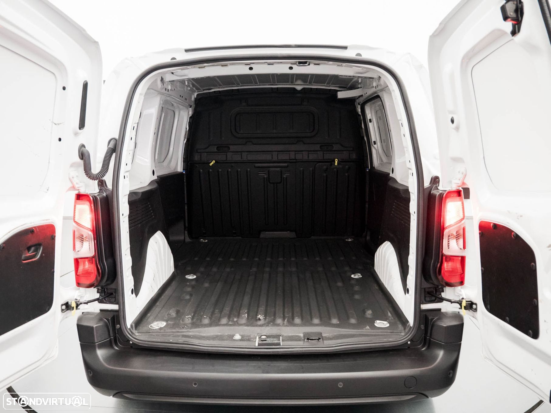 Opel Combo 1.5 CDTi L1H1 Enjoy - 10