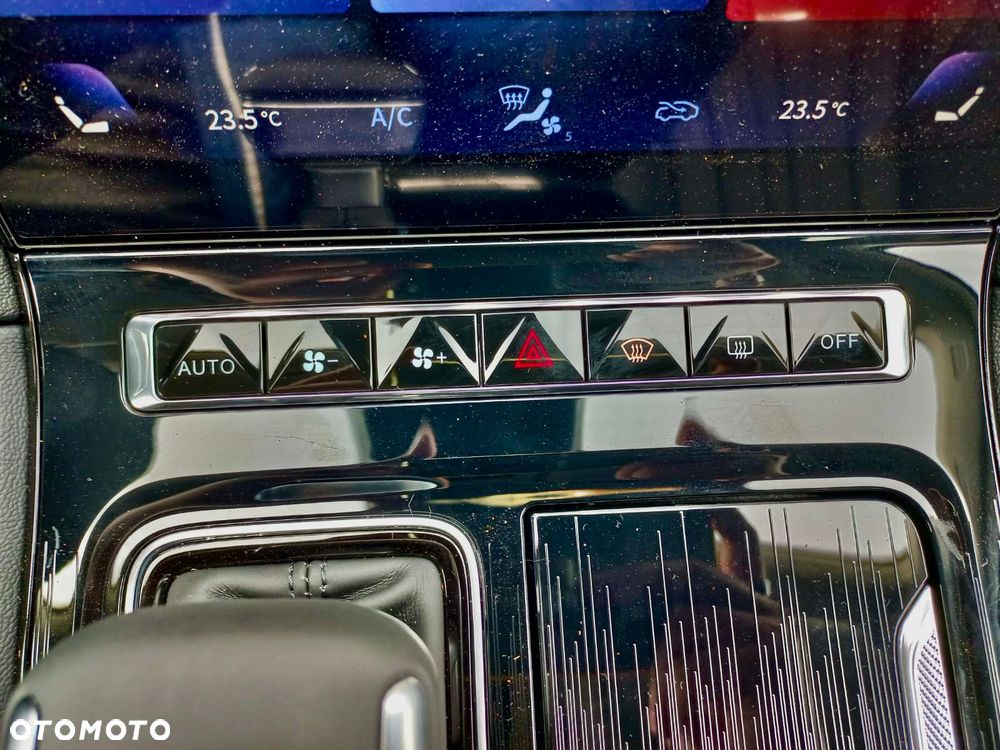 Hongqi H5 2.0T Deluxe - 13