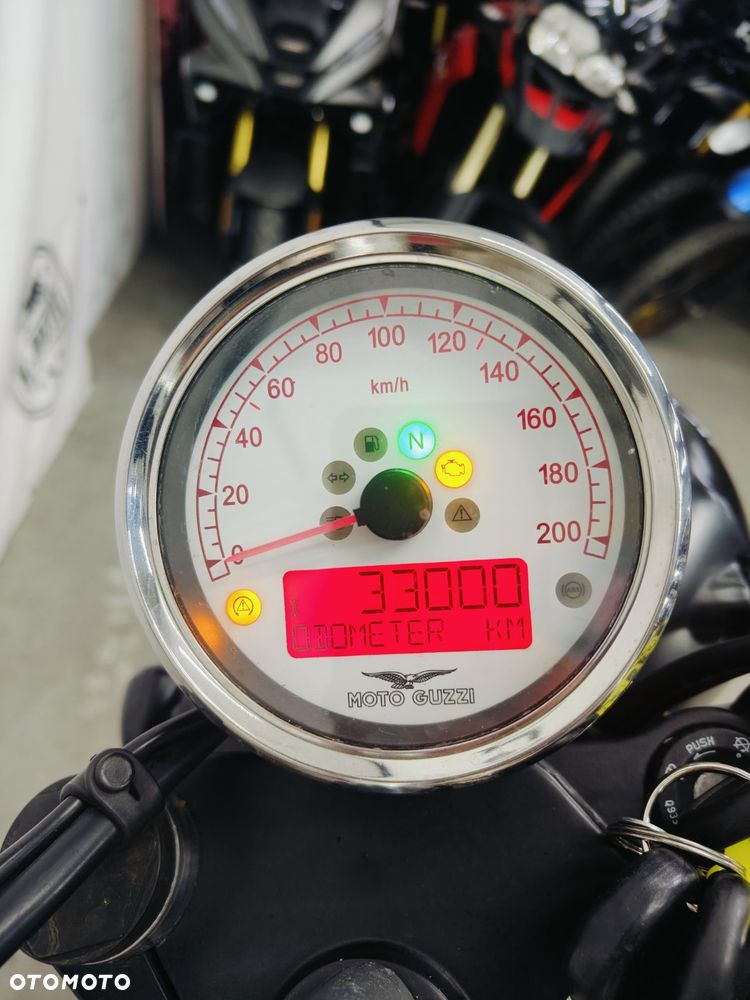 Moto Guzzi V9 - 17