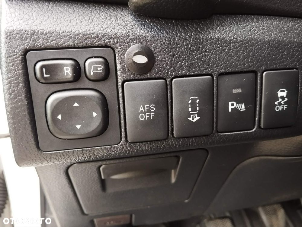 Toyota Auris 1.6 Dynamic - 7