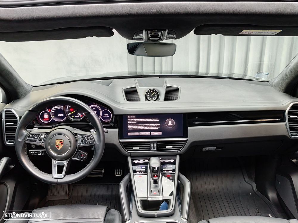 Porsche Cayenne Turbo S E-Hybrid - 12