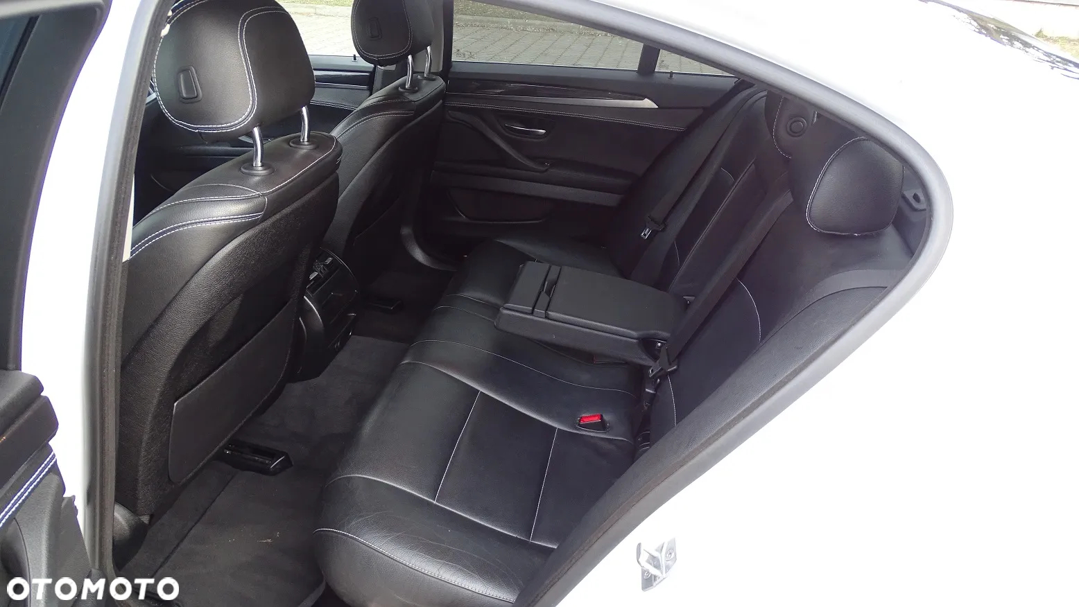 BMW Seria 5 520d Efficient Dynamics Edition - 14