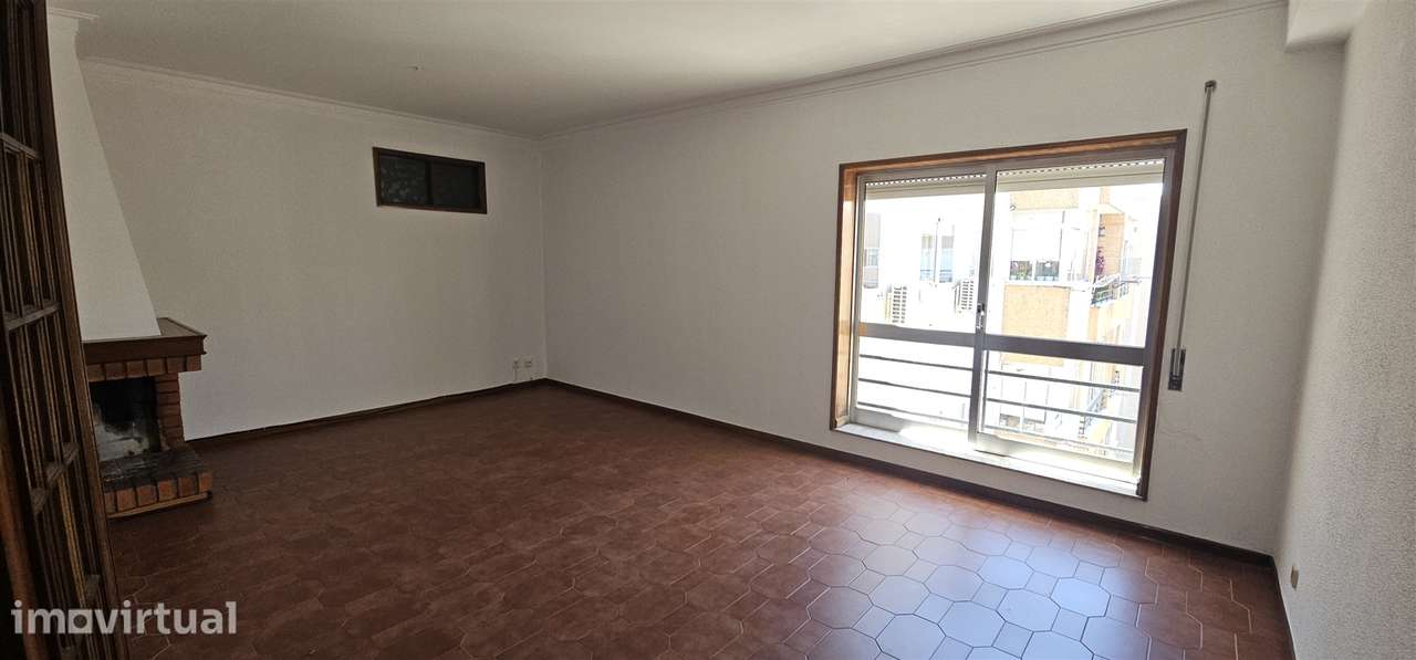 T2+1 para Arrendamento em Ferreiros, Braga - Grande imagem: 3/15