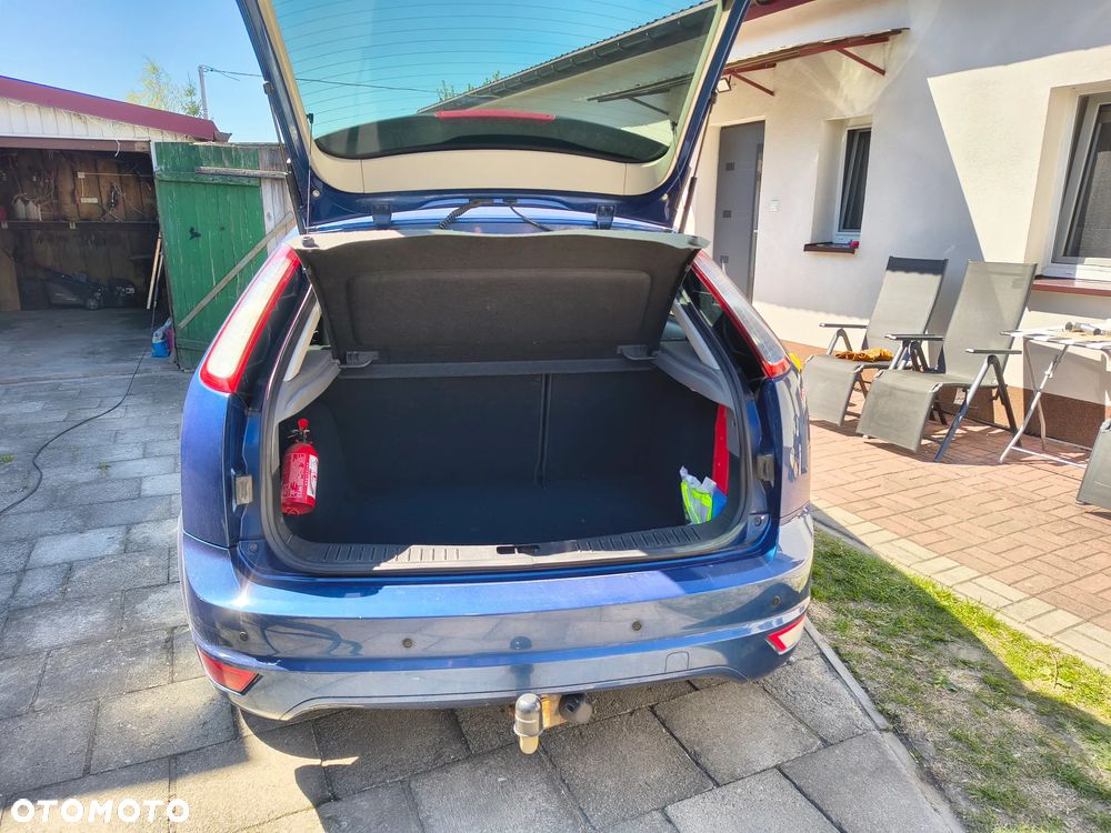 Ford Focus 1.6 Trend - 16