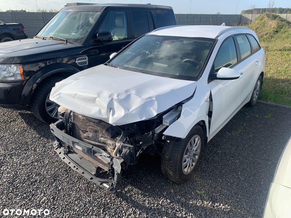 Kia Ceed - 3