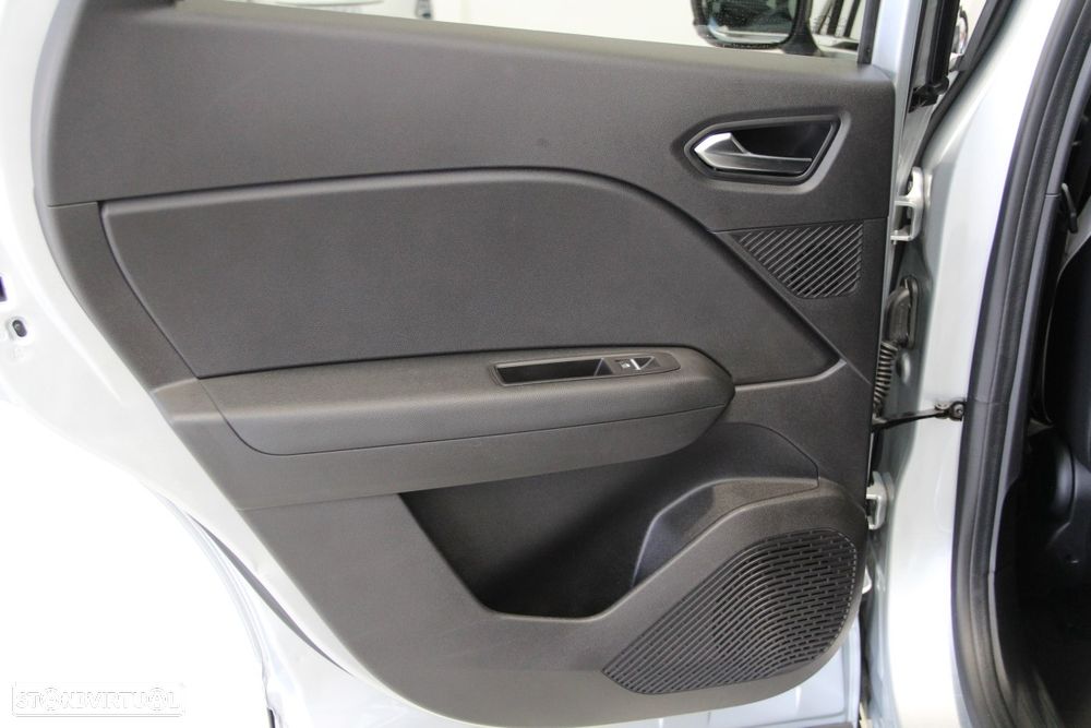 Renault Captur 1.0 TCe Techno Bi-Fuel - 26