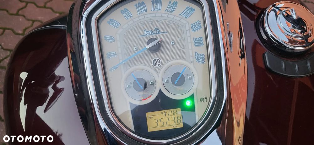 Yamaha XV - 13