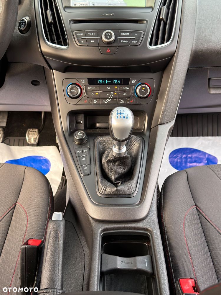 Ford Focus 1.0 EcoBoost ST-Line Black ASS - 8