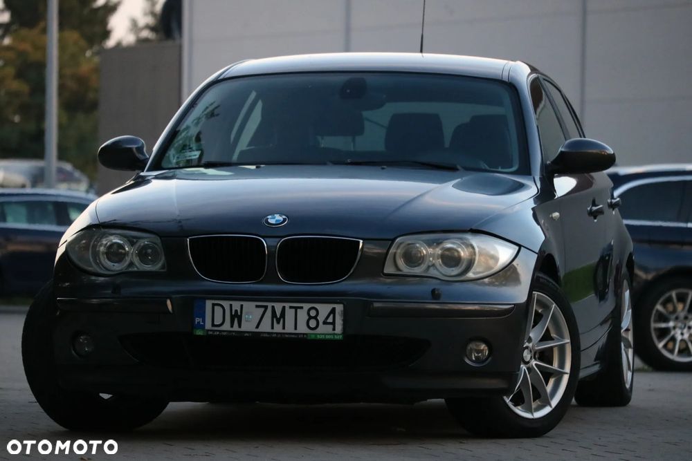 BMW Seria 1 120i - 2