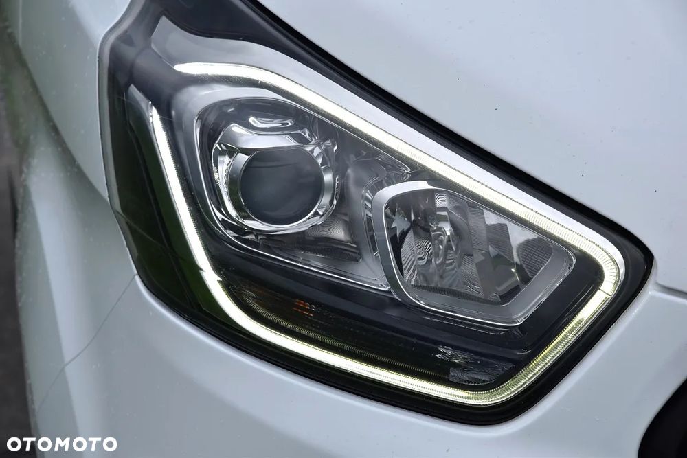 Ford TRANSIT CUSTOM 320 L2H1 - 6