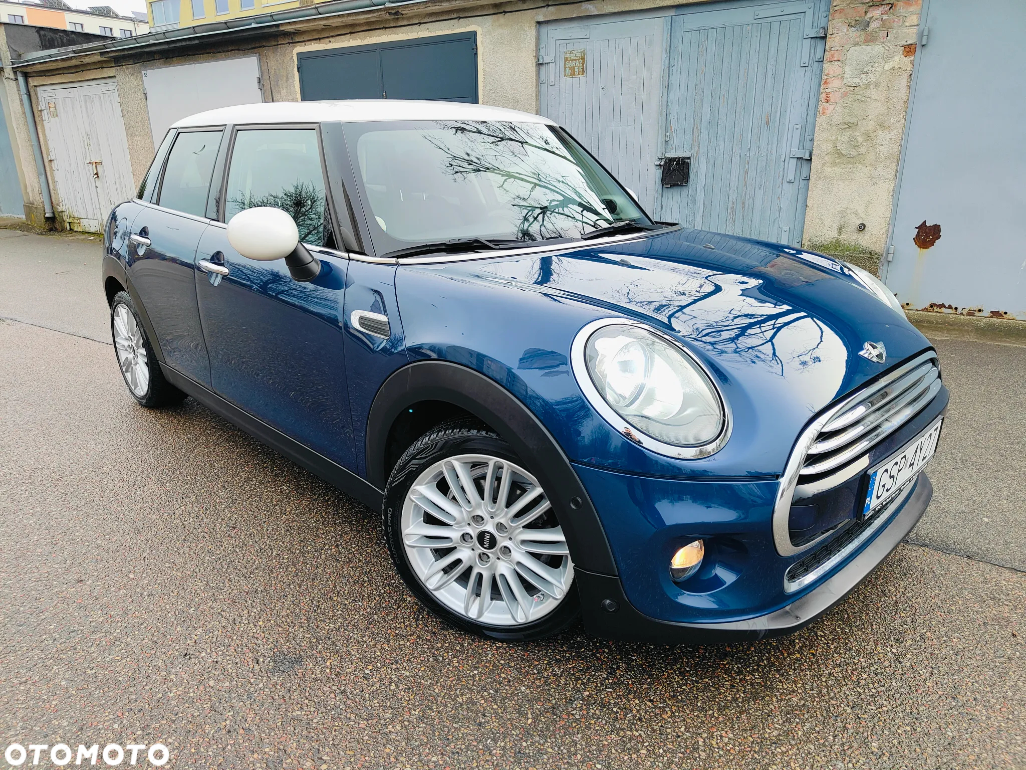 MINI Cooper Standard - 17