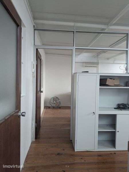 Armazém arrendamento - Grande imagem: 4/4