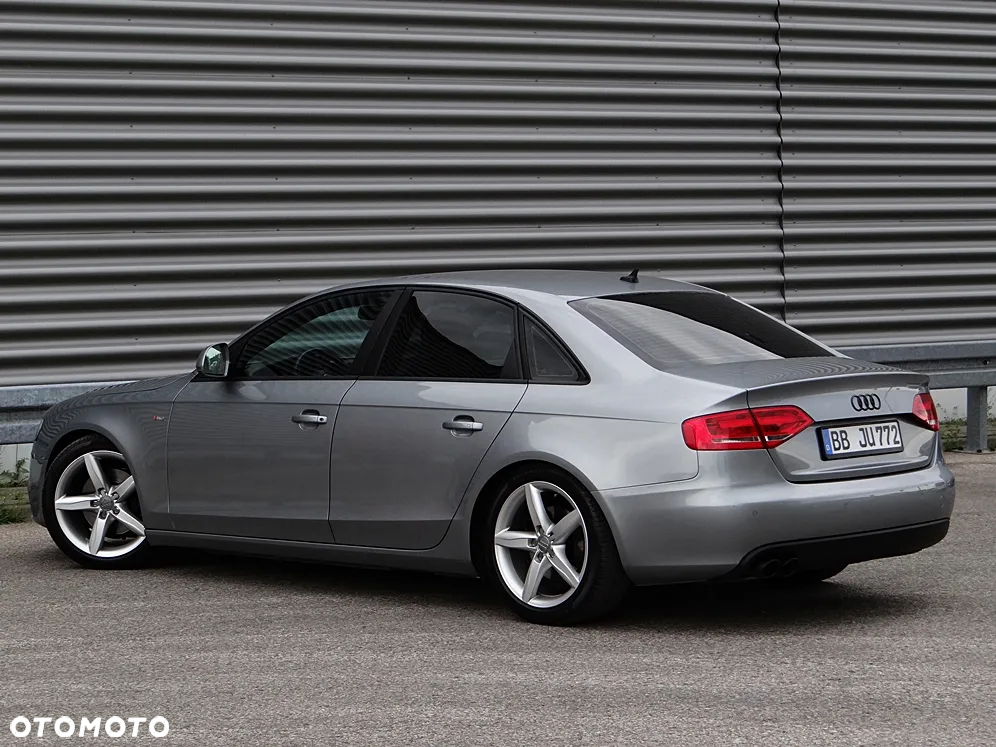 Audi A4 - 18