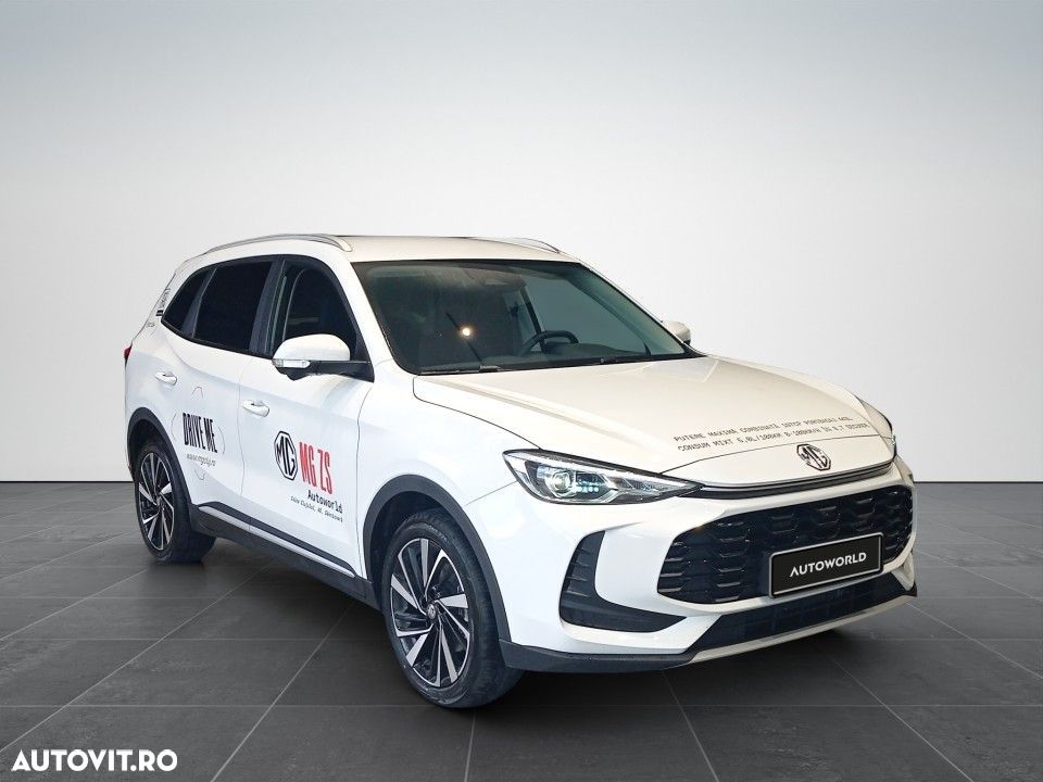 MG ZS HEV 1.5 GSI AT Exclusive - 8