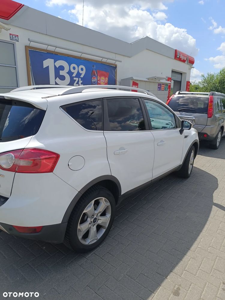 Ford Kuga 2.0 TDCi Titanium FWD - 4