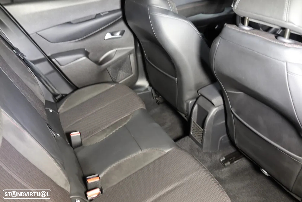 DS DS3 Crossback - 14