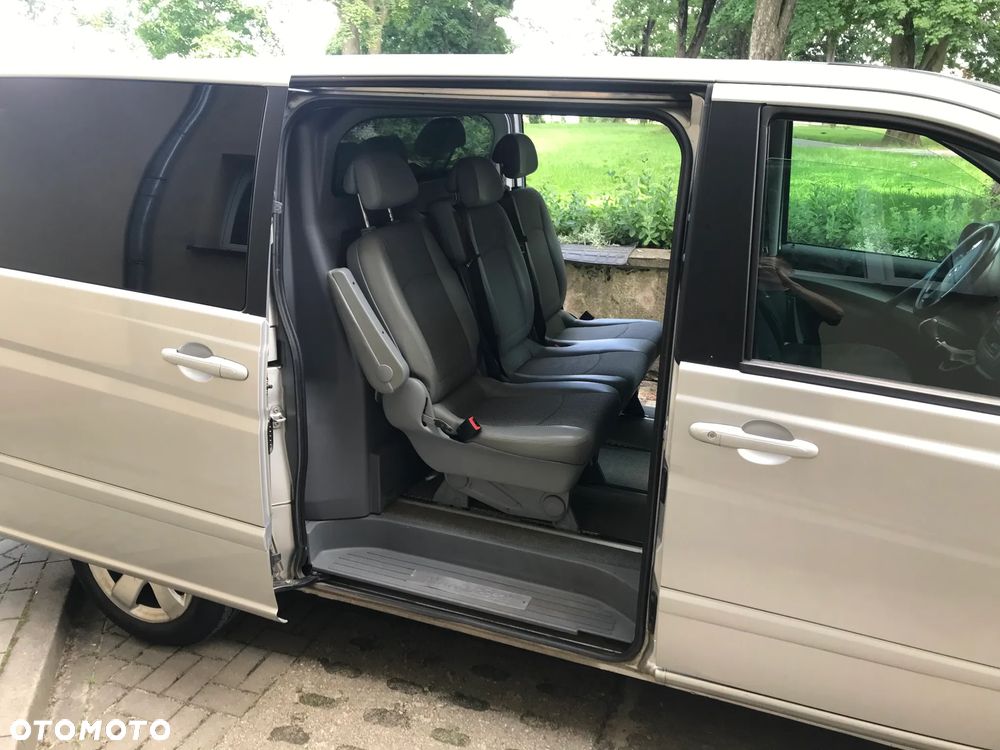 Mercedes-Benz Viano - 13