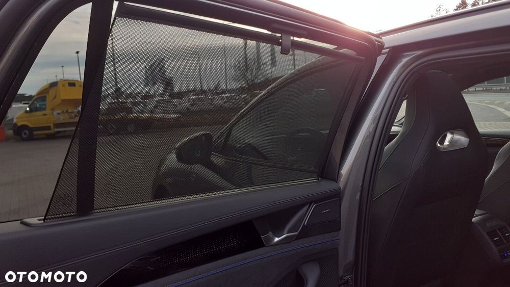 Volkswagen Passat - 24