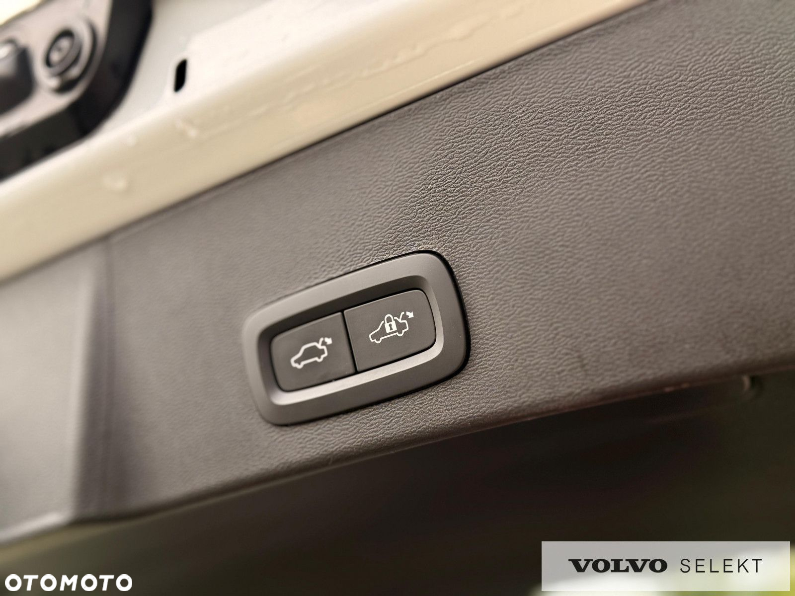 Volvo XC 40 - 31