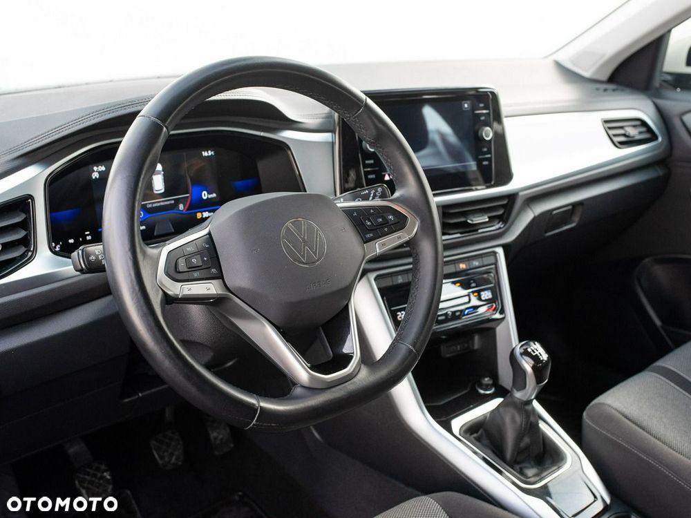 Volkswagen T-Roc - 7