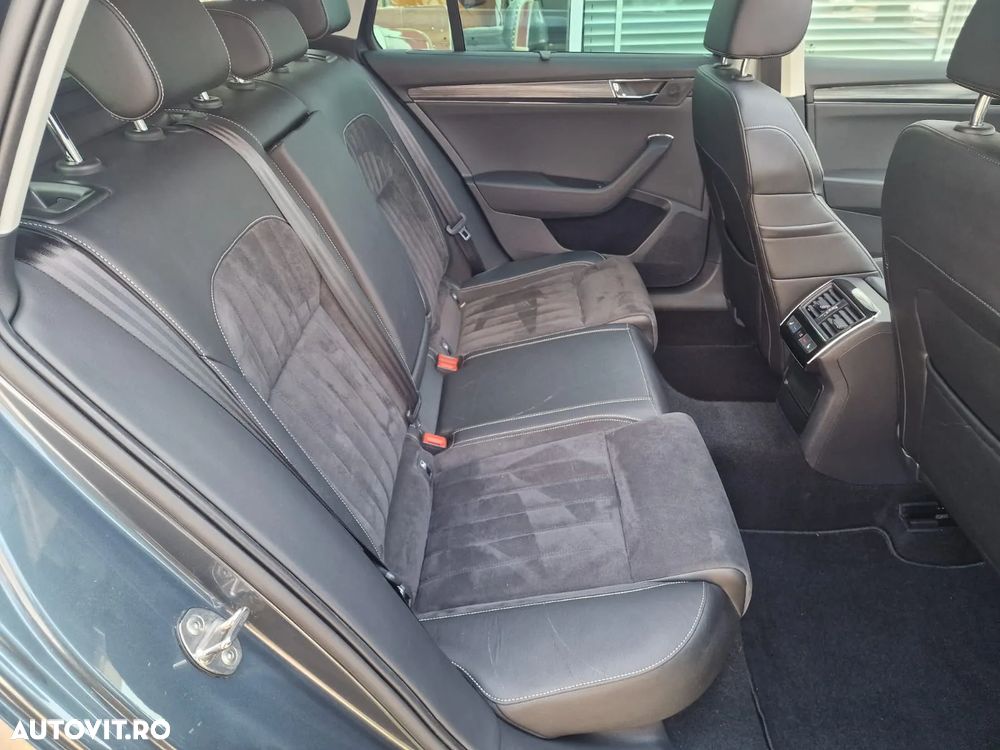 Skoda Superb 2.0 TDI DSG Style - 33