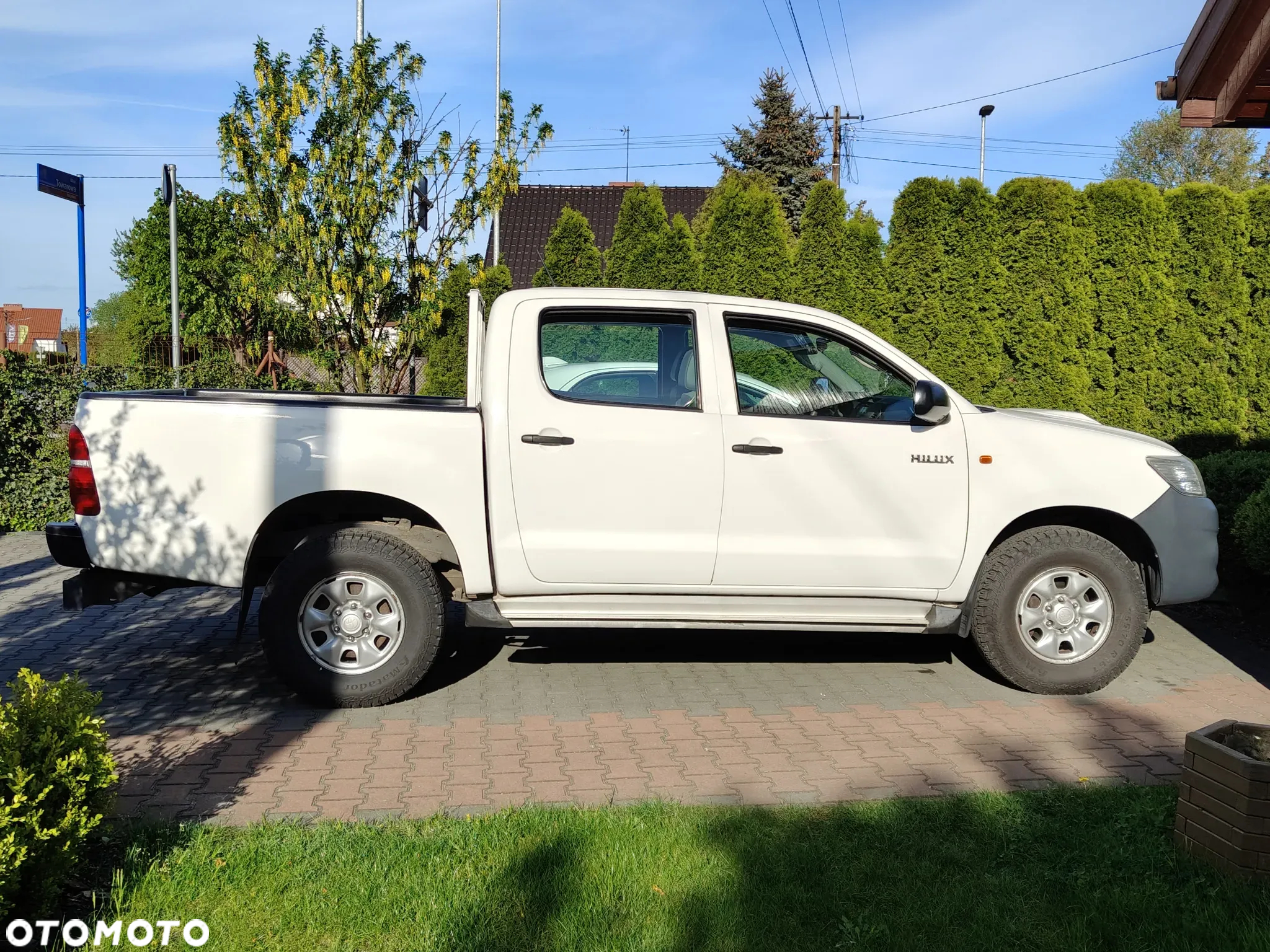 Toyota Hilux 2.5 D-4D DLX - 4