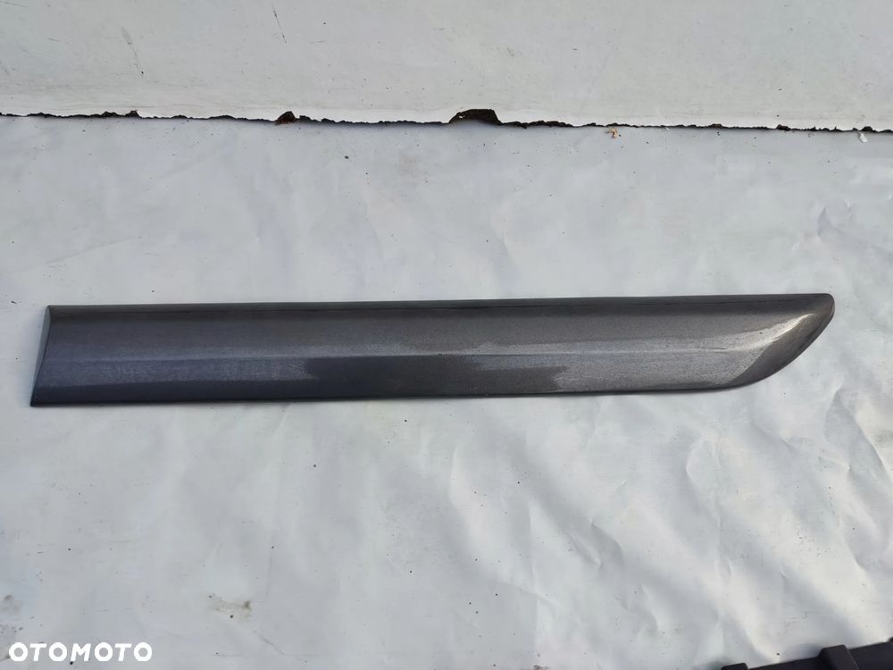 LISTWA BŁOTNIKA LEWY TYŁ CITROEN SPACETOURER JUMPY 96617T01 - 1