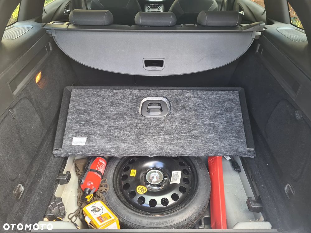 Opel Astra 1.4 T Dynamic - 14