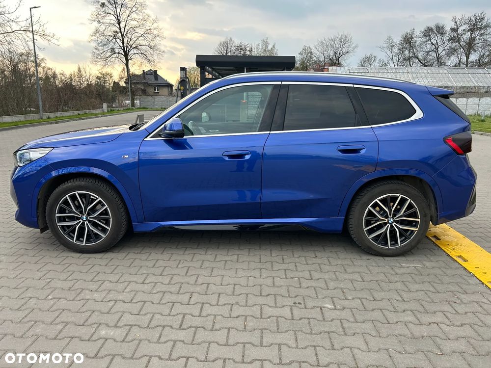 BMW X1 xDrive23i mHEV M Sport - 13