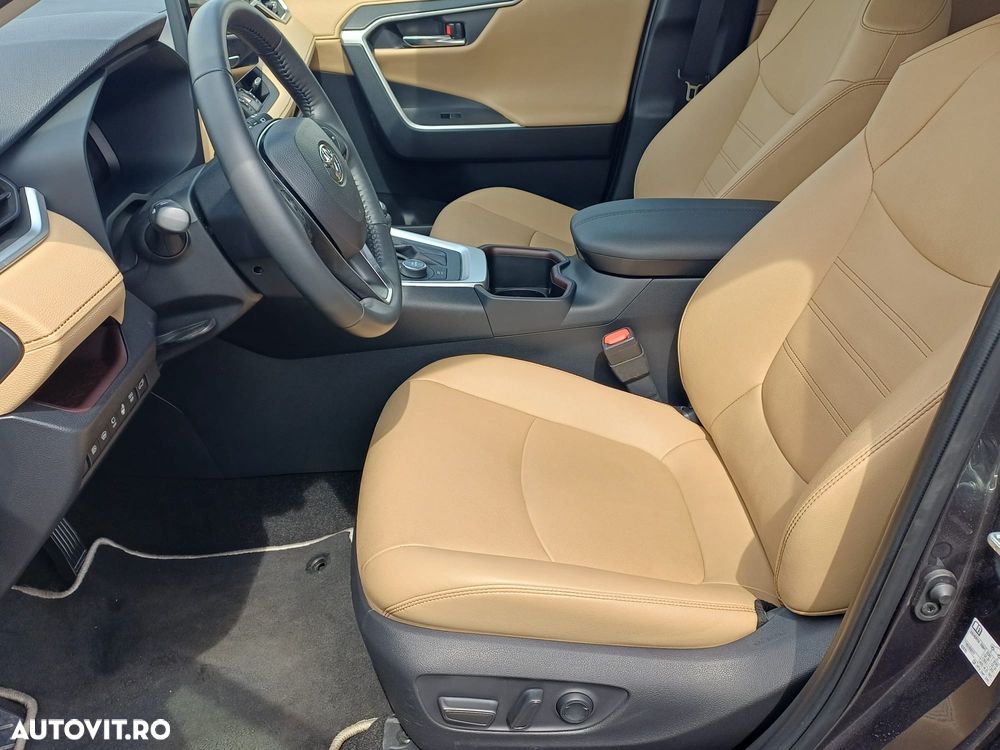 Toyota RAV4 2.5 VVT-iE 4x4 Luxury - 11