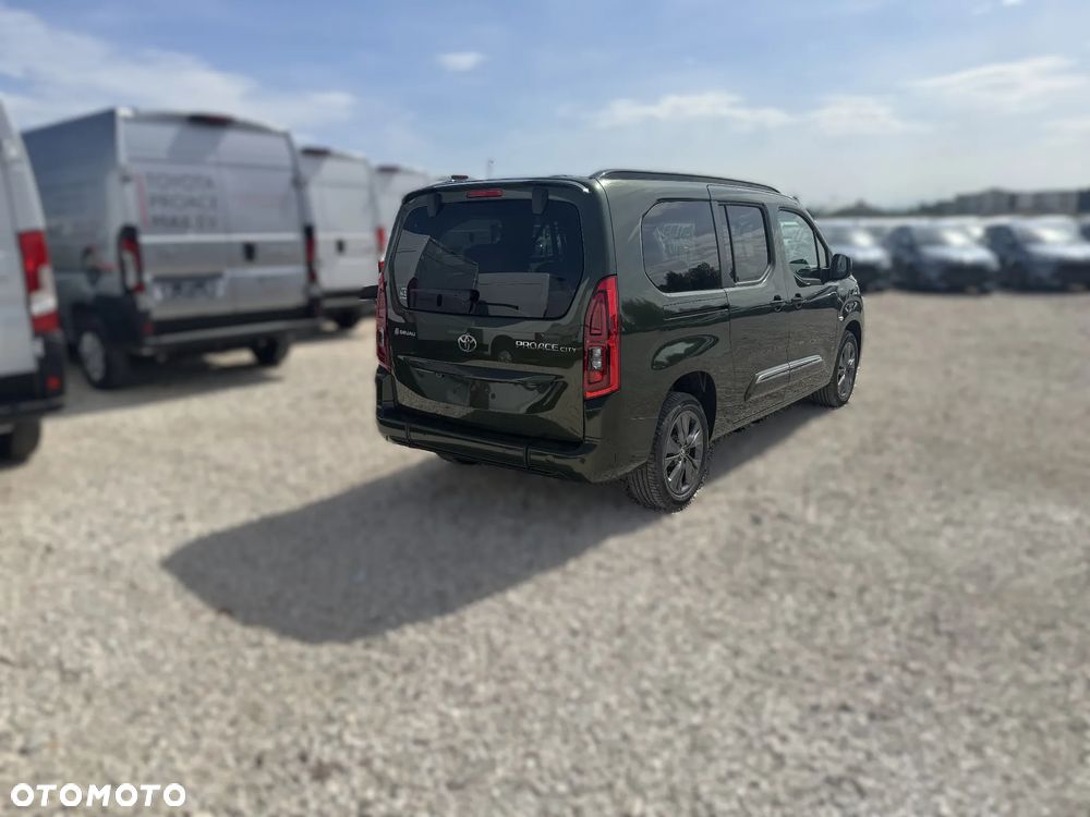 Toyota Proace City Verso Long 1.5 D-4D Family - 6