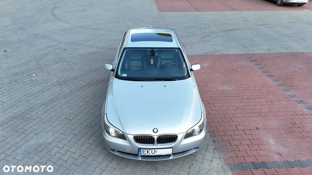 BMW Seria 5 525d - 21