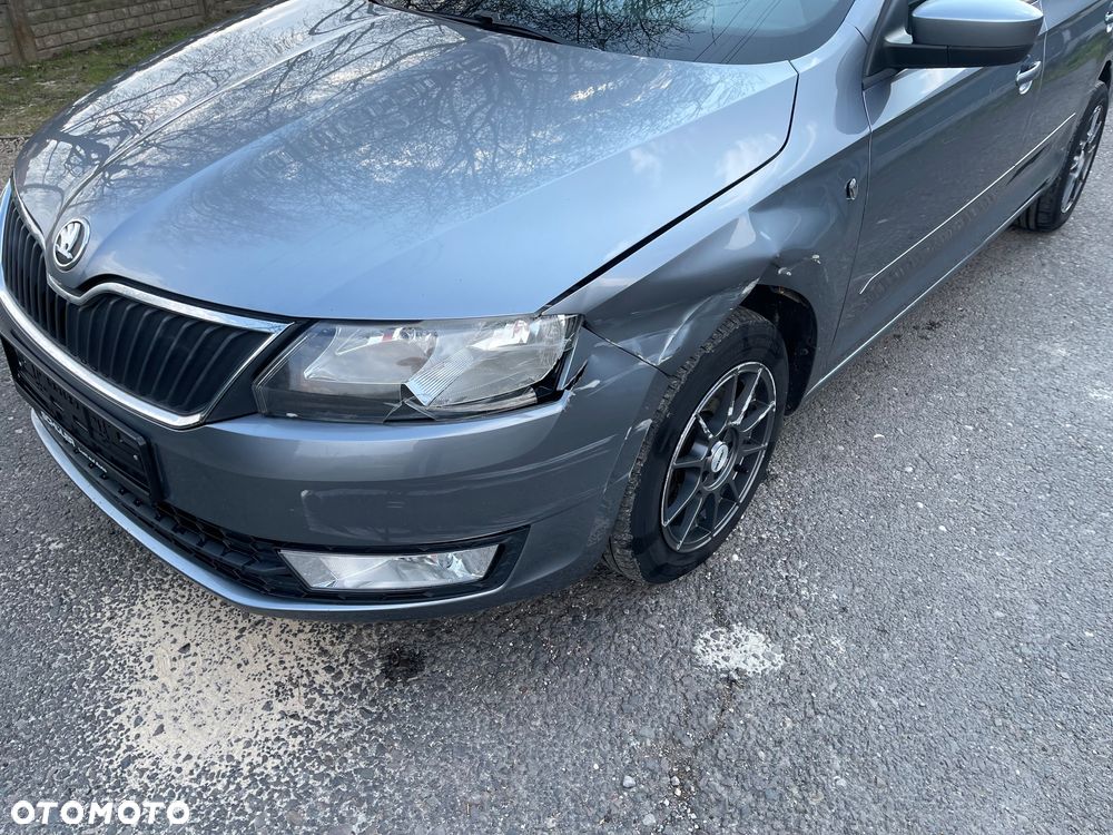 Skoda RAPID 1.2 TSI Active - 9