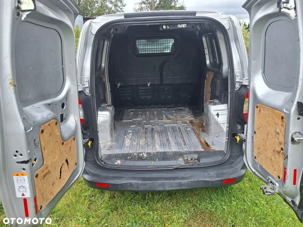 Ford Courier - 7