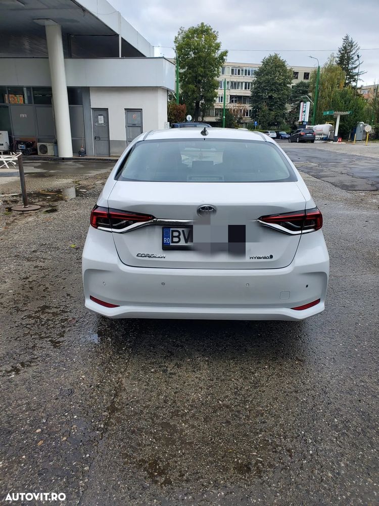 Toyota Corolla 1.8 HSD Business - 2
