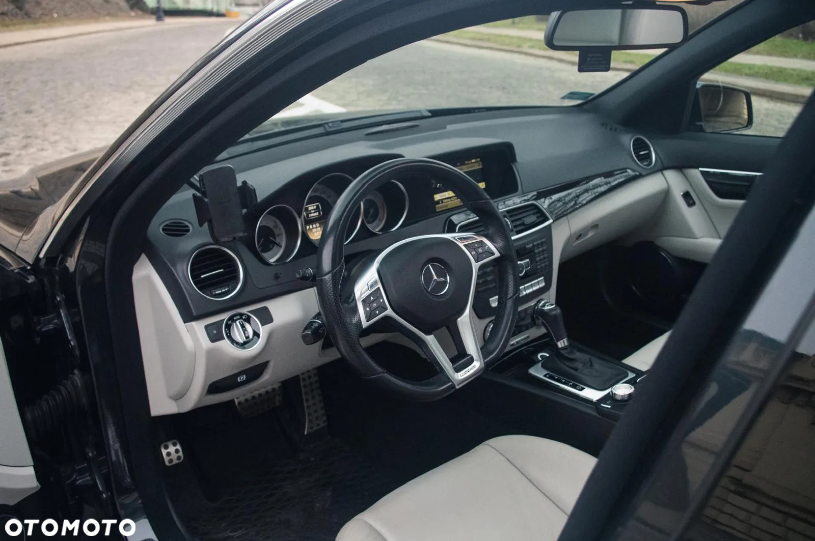 Mercedes-Benz Klasa C 250 (BlueTEC) d 4Matic T 7G-TRONIC AMG Line - 31