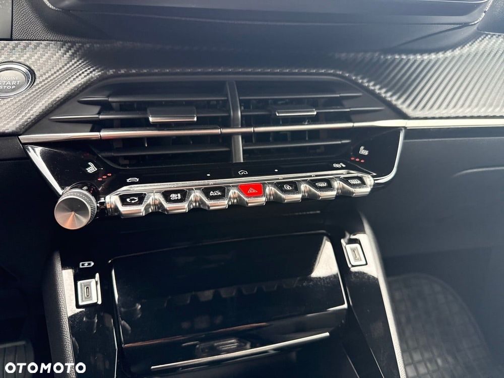 Peugeot 2008 1.2 PureTech Allure Pack S&S EAT8 - 23