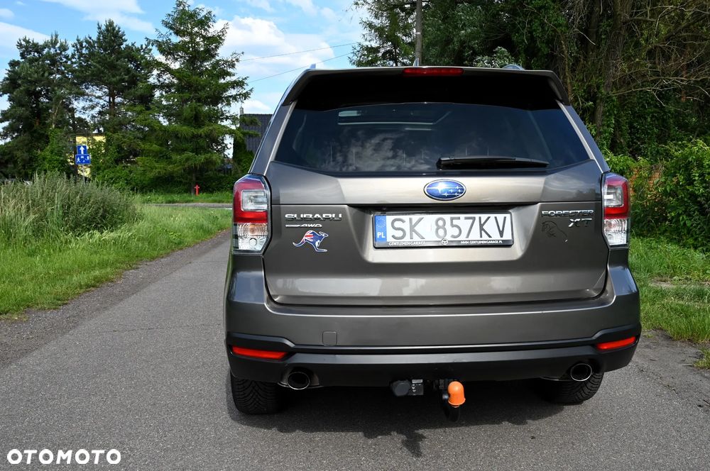 Subaru Forester 2.0 XT Platinum Lineartronic - 14