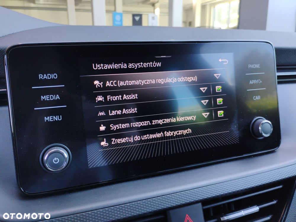 Skoda Kamiq 1.0 TSI Ambition DSG - 21