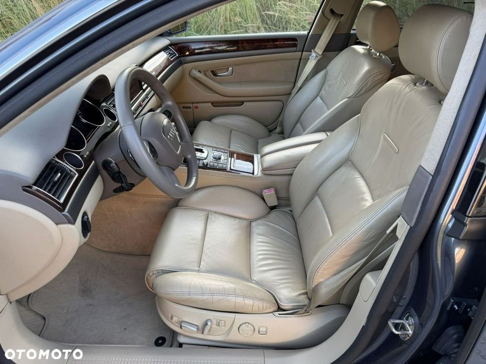 Audi A8 - 9