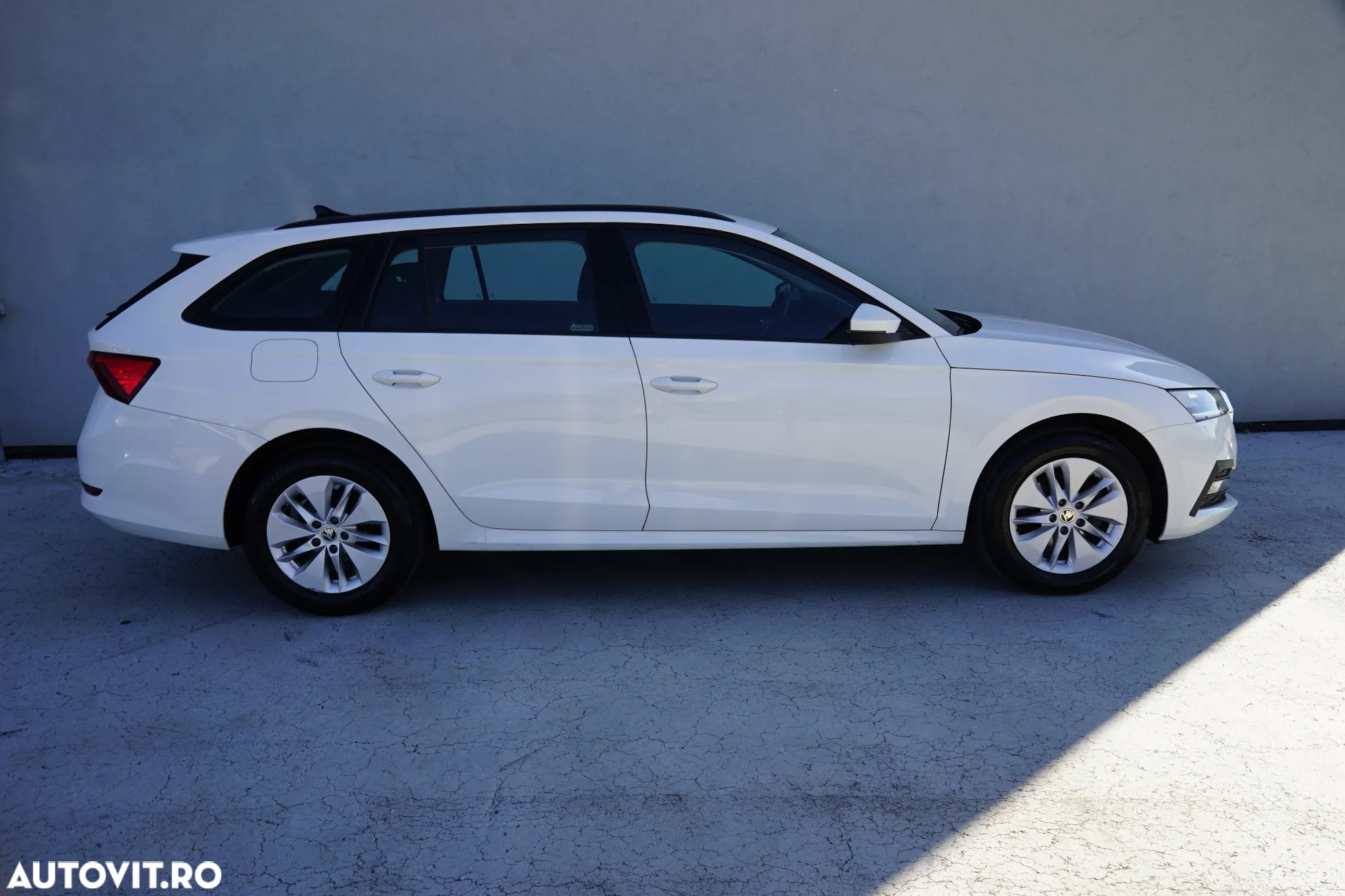 Skoda Octavia Combi 2.0 TDI Ambition - 7
