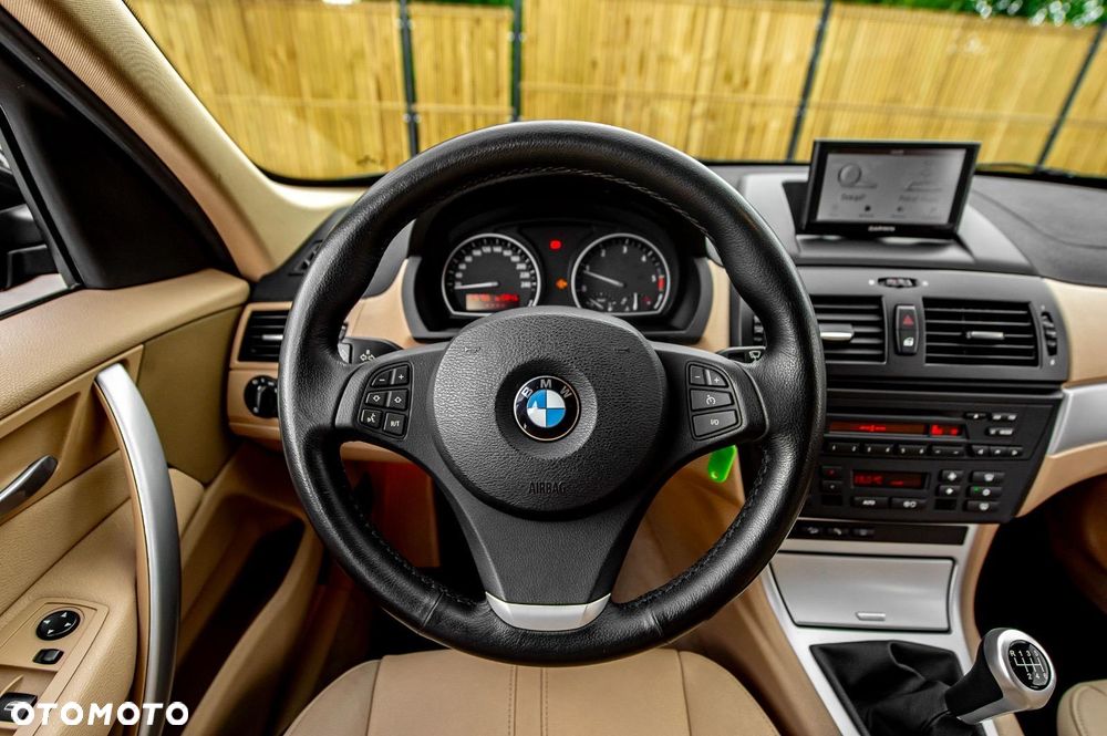 BMW X3 xDrive20d Edition Exclusive - 24