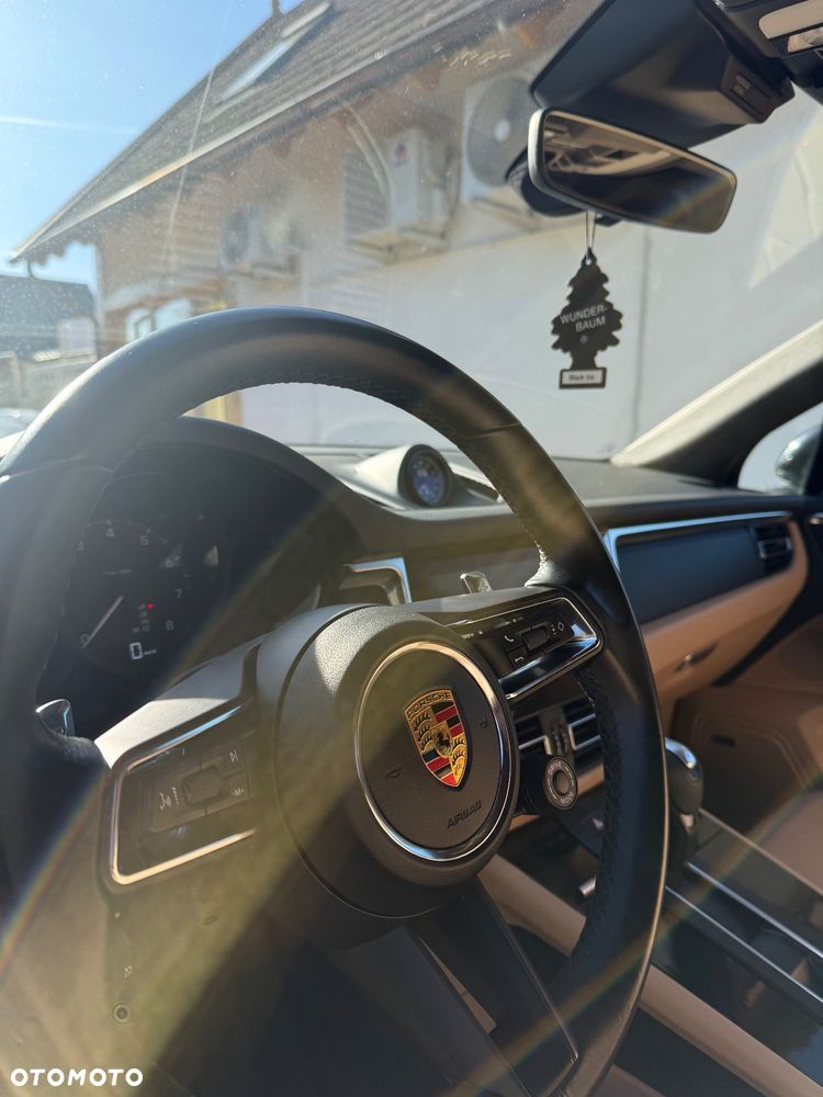 Porsche Macan Standard - 10