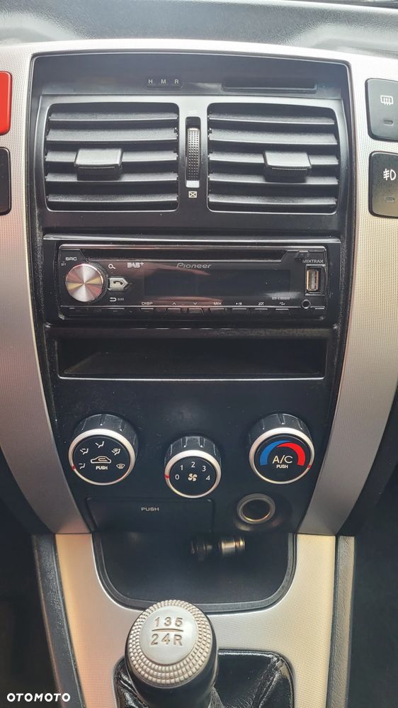 Hyundai Tucson 2.0 Comfort 2WD - 18