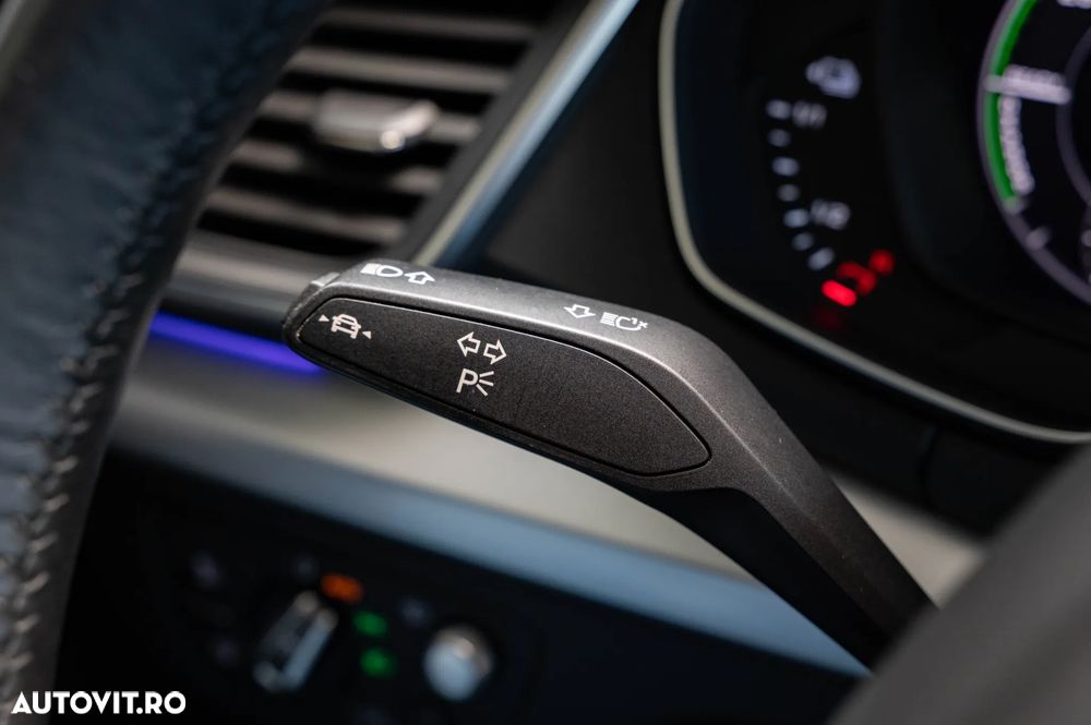 Audi Q5 50 TFSIe quattro S tronic S line - 23