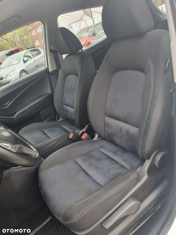 Hyundai ix20 - 12