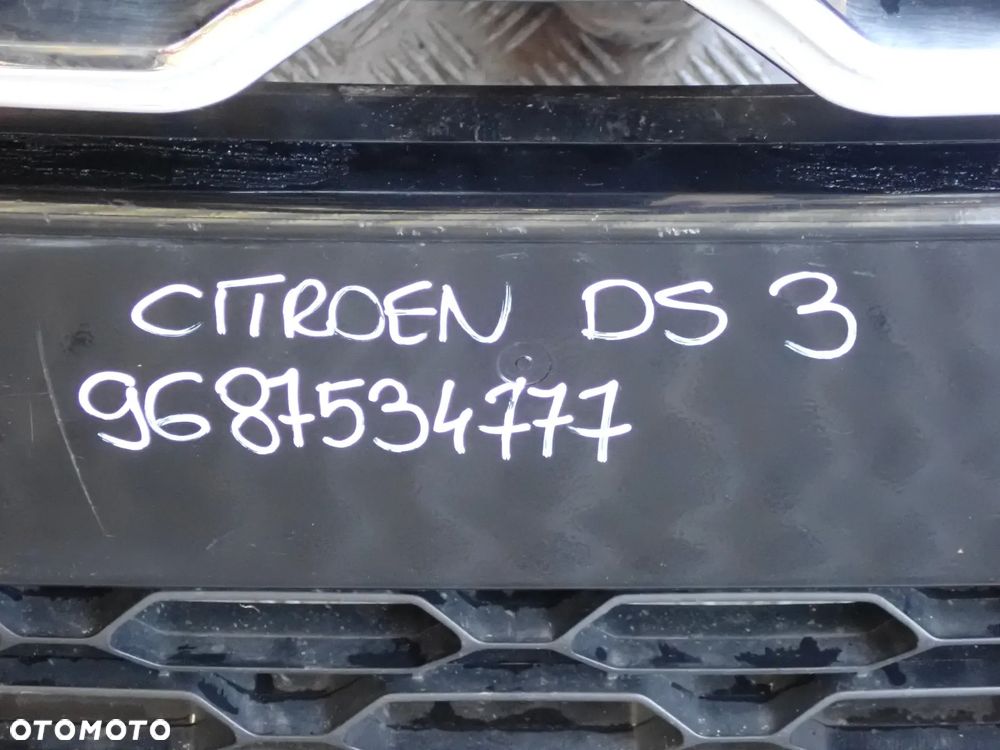 ZDERZAK PRZEDNI CITROEN DS3 9687534777 - 12