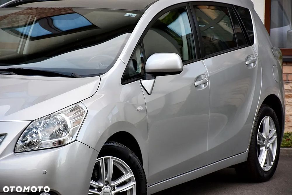 Toyota Verso 1.8 5-Sitzer Executive - 9